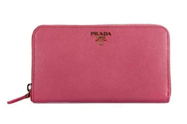 赤峰林西县回收包包普拉达包